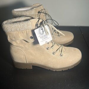 St John’s Bay Boots